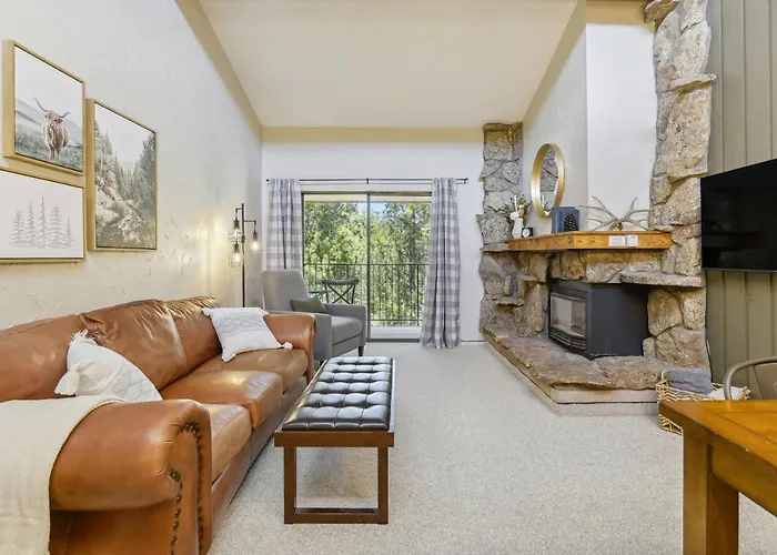 Cozy Winter Park Condo Bike, Ski, And Hike!